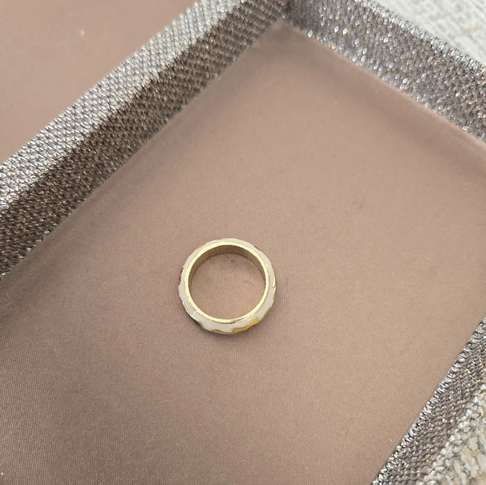 Cloisonné Enamel Ring Ivory/White